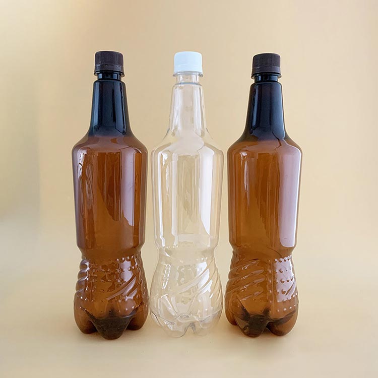 bottling-beer-in-plastic-bottles