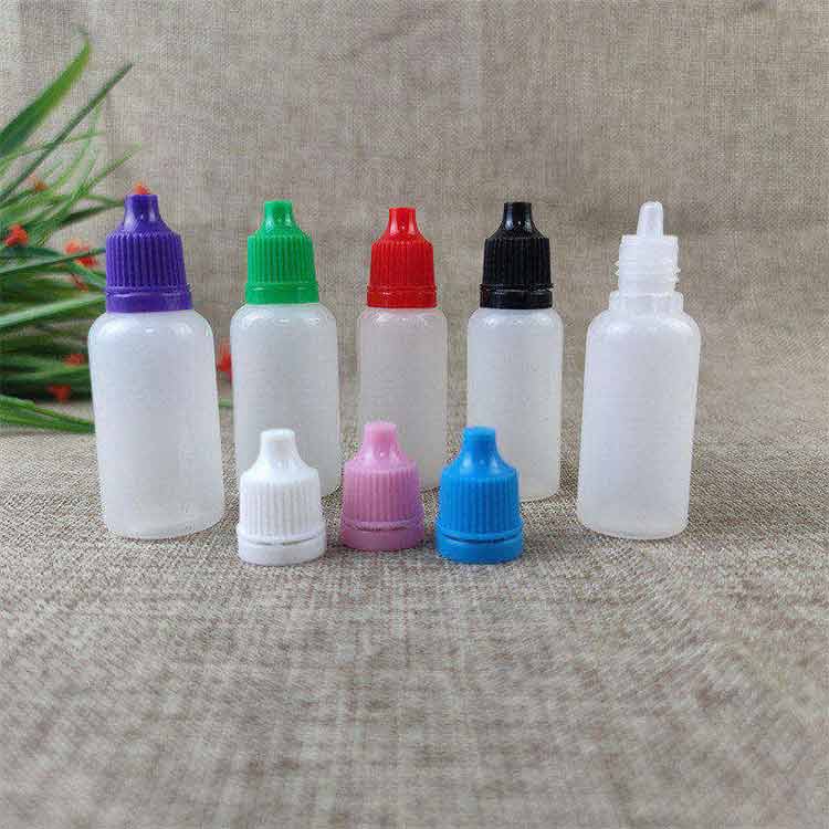 dropper-bottle-mock-up