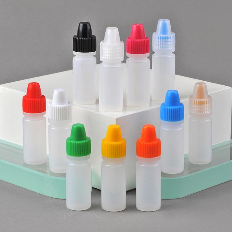 eye-dropper-bottle-mockup-free