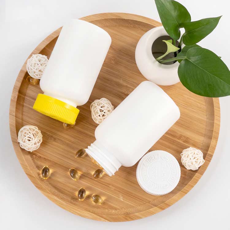 plastic-pill-containers