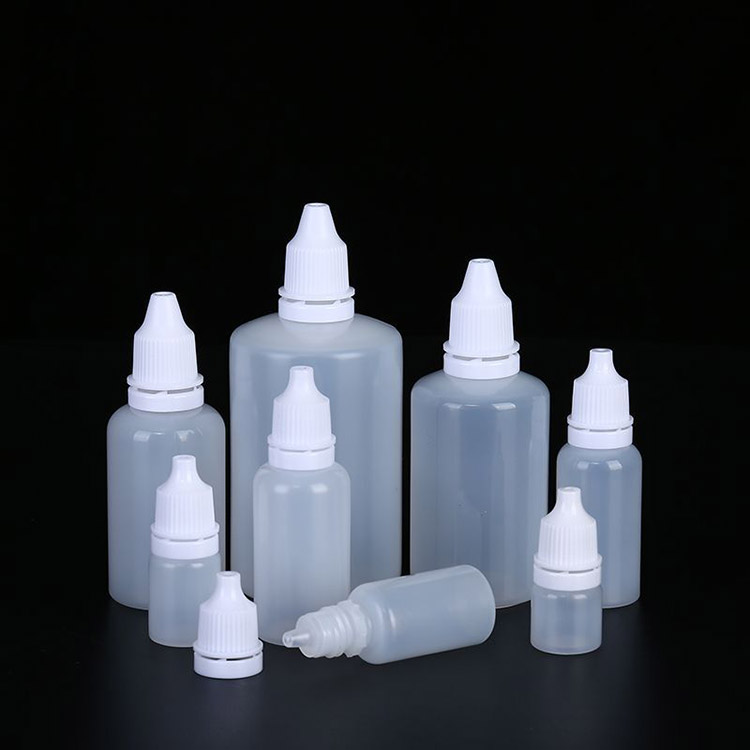 plastic-water-dropper