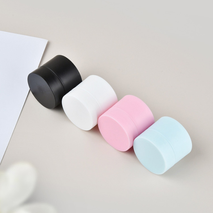 small-cosmetic-containers
