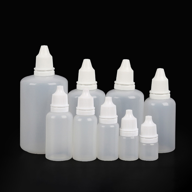 tincture-bottle-mockup