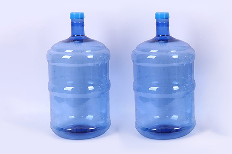 5-gallon-glass-water-bottle
