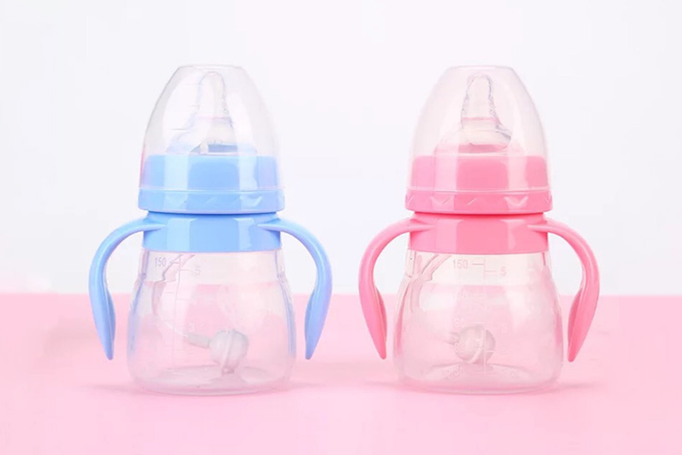baby-feeding-bottle