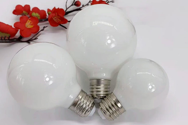 lamp-guard-for-light-bulbs