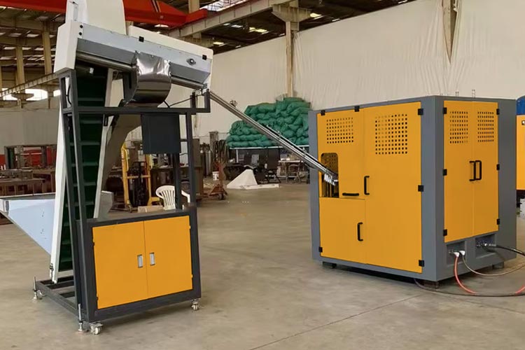 pet-blow-molding-machine-manufacturers