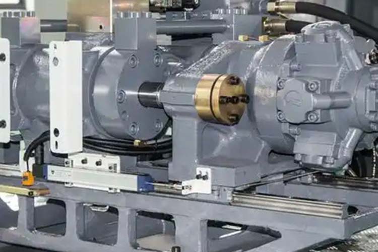 pet-preform-moulding-machine